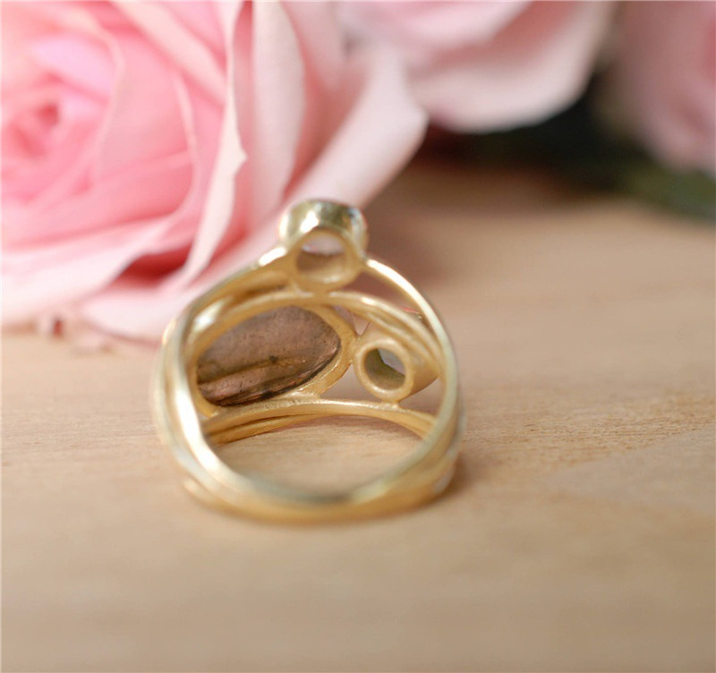 Charisma – Vintage Inlaid Blue Moonstone Ring